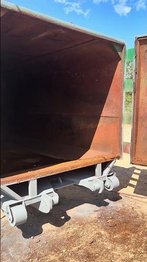 35 Yd Wastequip Self Contained Compactor