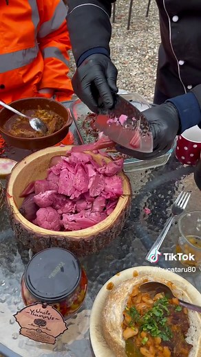 #bucataru80 #foryoupage #jungkook ##4you##cooking##romenianfood##fasolecuciolan🍖##romenianfood##tiktokromania#m#memet#tiktokuk5#5pasidebine