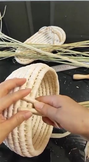 the process of weaving from straw #shorts