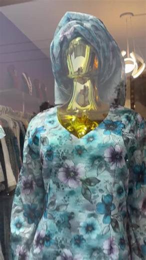 Vidéos de Astou Cisse (@tounettecreation) avec son original - Astou Cisse