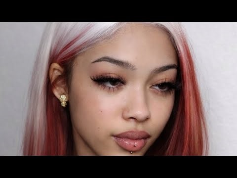 Melinda London – Plus Size Model Redefining Elegance & Confidence | Fame Explained