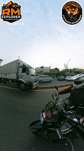 Gara gara ada mobil mau puter balik Truk ngerem gk dapet langsung buang ke lawan arah Auto spot jantung 🫣😫 | Mata Bukan Asbak