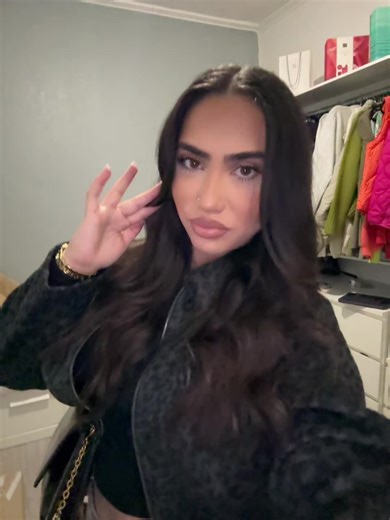 J’espère au moins que je l’intéresse…🙄#love