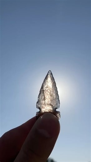 Glass arrowhead knife #flintknapping ￼