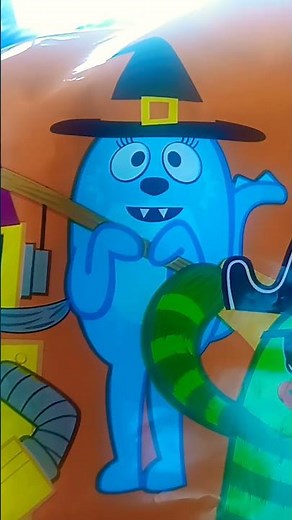 Yo Gabba Gabba Listen to Sounds with Toodee Witch