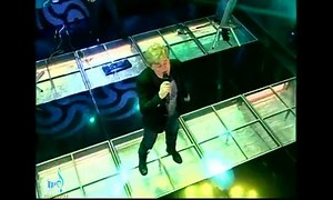 Esad Plavi ... Usne imam da te ljubim ja | Balkan folk