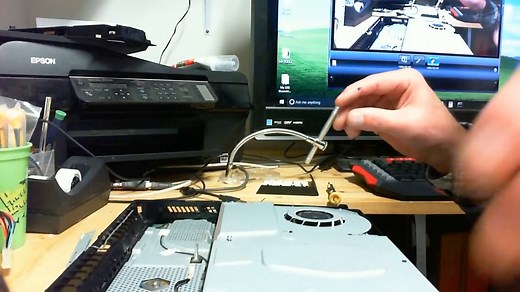 PS4 Slim拆解 清理教程