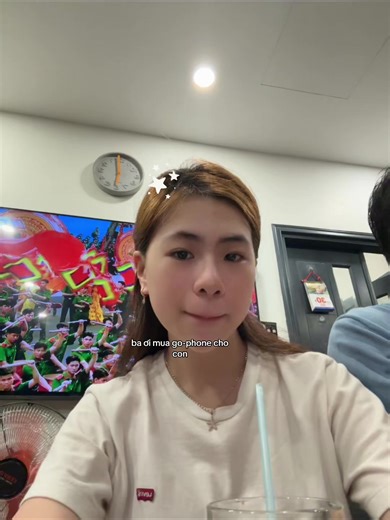 Bực bội khi bố không mua Go-phone cho con