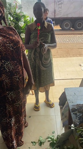 Maman Niyori (@maman.niyori)’s videos with Ndagukunda - Isonga Family