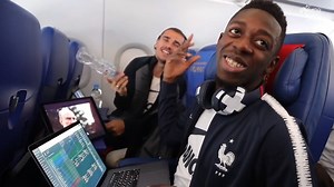 2.3M views · 30K reactions | Les meilleurs moments des Bleus à l'entraînement, en conf' de presse, après la victoire contre l'Uruguay, à table... sont dans l'épisode 7 du best-of de la semaine ! #FiersdetreBleus | Équipe de France de Football | Facebook