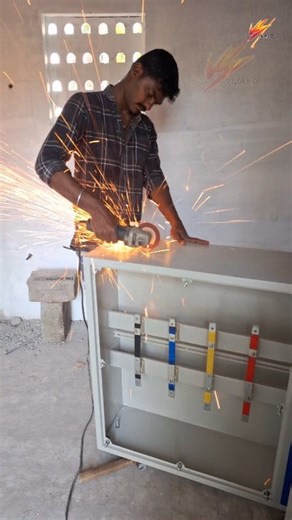 126K views · 1.5K reactions | 150 Hp CT Service Complete UG Cable Electrical Wiring and CT Service Box Main Switch Box Installation ....... . . . . . . . . . . #ugcable #ctservices #cablemanagement #service #mainswitch #wiring #switch #Panel #panelboard #serviceexcellence #complete #mainswitchbox #wiringdiagram #ugcacle #electrician #electricianlife #electricalengineering | Vijay G | Facebook