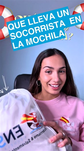 ¿Sabías todo lo que lleva un socorrista en la mochila? 🛟 Cada cosa tiene un motivo: prevención, rapidez y salvar vidas. 🆘 Si te imaginas en esta situación y quieres formarte como socorrista, este es tu momento. 👉 Anímate a estudiar el curso de socorrista con Enssap y empieza el año con trabajo 😉 #cursosdesocorrista #socorrista #quellevoenmimochila | Escuela Nacional de Socorrismo Acuático · Enssap