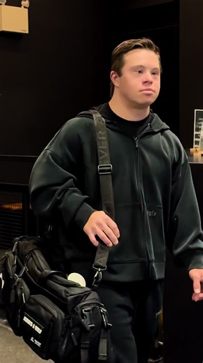 And everyone’s New Year resolution showed up at the same time looking for the official bag @ufc @wolfpak.official Remember to save 20% when you support code KYLE @wolfpak.official #greenrangerkyle #downsyndrome #endthestigma #fitness #newyear