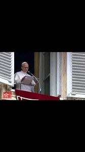 15K views · 399 reactions | B'sorpriża kbira l-Papa Ljun XIV illum f'nofsinhar, waqt it-talba tal-Angelus sellem lill-grupp tal-abbatini tal-Parroċċa tagħna preżenti fi Pjazza San Pietru! | Gozo Cathedral | Facebook