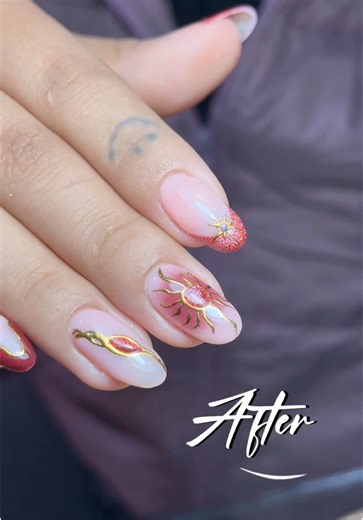 Mira este mantenimiento que realizamos en el salón nuestras Clientas cada vez mas Felices con los resultados. Sabias que ? Está técnica denominada CAPPING la utilizamos para fortalecer y hacer que tus uñitas queden intactas hasta por un mes😀 si tu también quieres tener tus manos elegantes y CHIC✨ te esperamos en el Salón🙋🏼‍♀️#nails #manicurista #virał #scz #gel