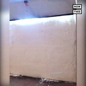 739K views · 5.9K reactions | This time-lapse captured the moment a record-breaking blizzard dumped heaps of snow on homes in Canada | NowThis | Facebook