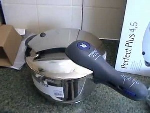 WMF Perfect Plus 4.5Ltr Pressure Cooker 18/10 SS test
