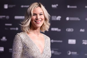 Joss Stone reveals her womb split during difficult birth – what is a uterine rupture? - AOL