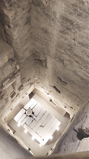 513 reactions · 16 shares | Inside the step pyramid in Saqqara ❤️ #egypt #history #tourism #اعرف_بلادك_وعرف_بيها #سياحة #مصر #تاريخ_وقصة #وزير_الثقافةوالسياحة_بإذن_الله #سفر #اعرف_بلدك | Islam Wahieb | Facebook