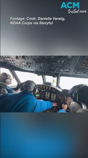 Hurricane hunters enter eye of Hurricane Melissa