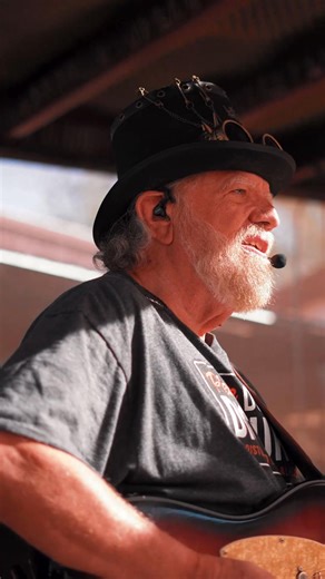 Riding high on the Arizona breeze 🌵🎶 Good food, live music, mountain views, and a town that feels like a discovery every time. This is Tortilla Flat, where the day unfolds just right. | Tortilla Flat Saloon