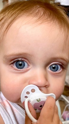 1.3M views · 10K reactions | Her dad sent me this video idea haha his family all has big beautiful blue eyes <3 #bigeyes #cutebaby #blueeyes #girlmom #parents #momssupportingmoms | Angelique N | Facebook