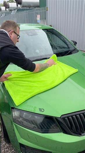 Alien Magic XL Twisted Pile Drying Towel #alienmagiccarcare #satisfyingvideo #detailing #towels