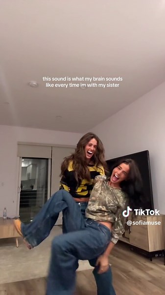 Sisters Bond: Spending Life Together with Ellasandra Muse and Sofia Muse