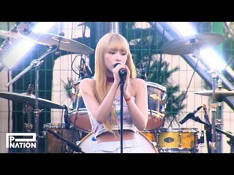 헤이즈(Heize) - '헤픈 우연 (HAPPEN)' Live Performance at 고려대 (Korea Uni) 220527