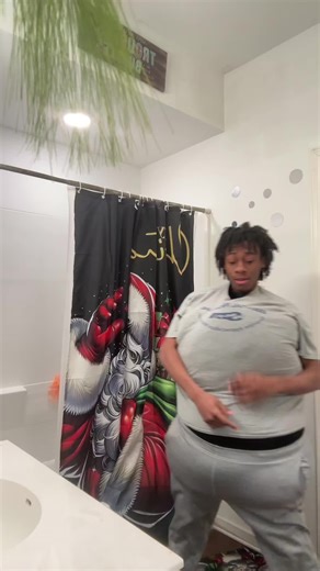 I hear u like it better in the bathroom 😛🤣🤣 #bathroom #taytay2funny__ #fail