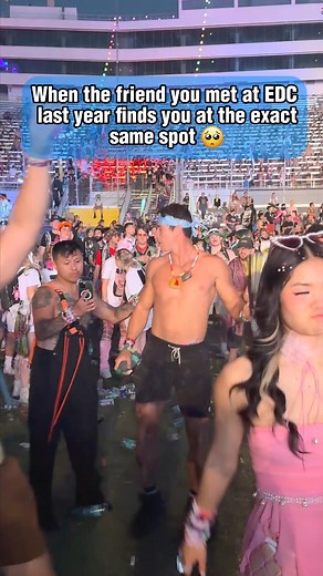 424K views · 15K reactions | My Marine brother still has the eyes of a hawk! He recognized me from @vet_tv with lots of kind words. Love you bro! #rave #festival #plur #dance | Danny Diazz | Facebook