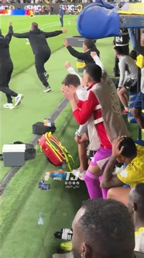 CRISTIANO GIVES HIS SCARF TO A LITTLE GIRL THEN GOES ON TO SCORE Bicycle Kick Goal #cristiano #goal