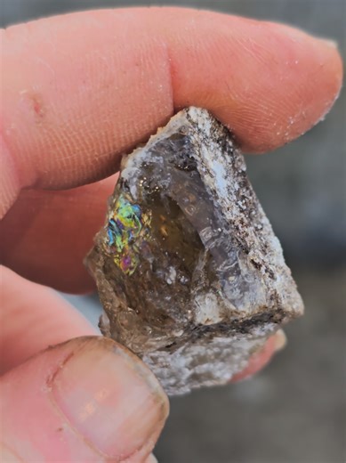 Chasing rainbows 🌈 #thekeadys #rainbow #quartz #fyp #digging