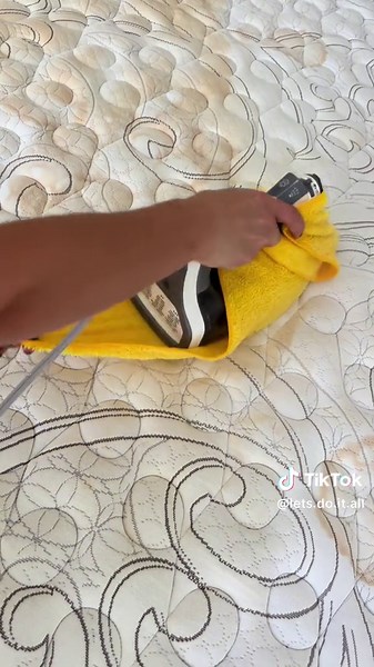 Mattress Cleaning Hacks: How to Deep Clean at Home