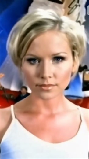 The Cardigans- Lovefool