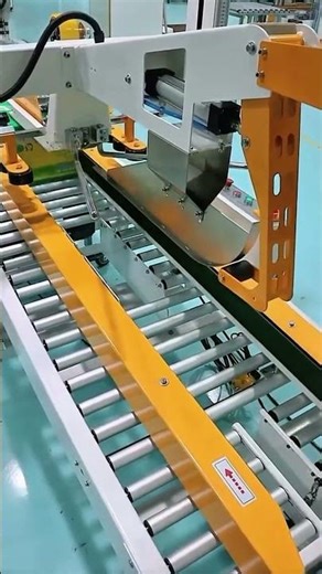 This is how the packaging machine works in automatically packing a box of goods #manufacturing