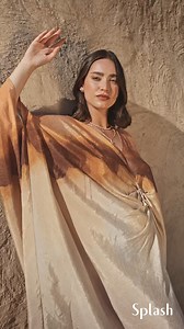 Your #Ramadan style reimagined - flowy kaftans, stylish co-ord sets, light and airy fabrics that move with you ✨🌙 Shop the collection in-store and online at #SplashFashions 🛍️ ابتكري أسلوبكِ في رمضان - قفطانات فضفاضة، أطقم أنيقة، أقمشة خفيفة تناسب شهر رمضان✨🌙 تسوقي الآن في المتجر أو عبر الإنترنت مع #سبلاش_فاشنز🛍️ | Splash Fashions
