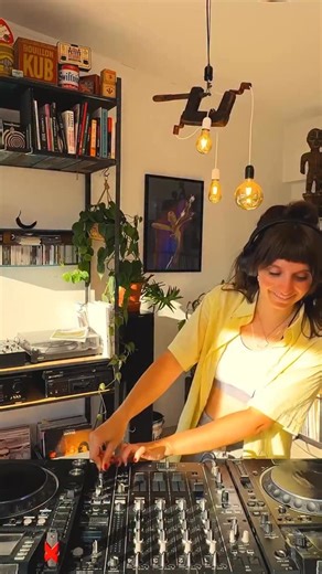 9.5K views · 35 reactions | NEW & FINAL MIX TOMORROW ✨ Get ready to get cozy & soulful with our favourite 30 tracks from all our mixes of 2025 ♥️ Let’s celebrate the end of the year together tomorrow during our premiere at 8 PM CET. We’ll be in the live chat to spend a wonderful moment with you. Will you join the premiere tomorrow? | Flavour Trip | Facebook