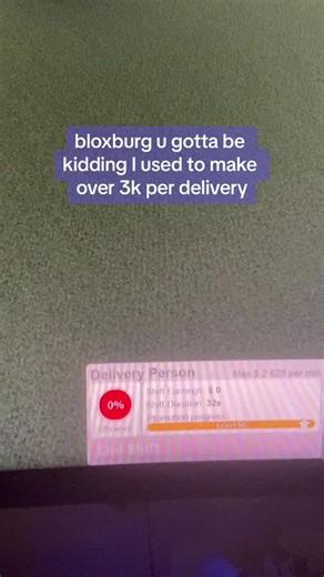 plus i have excellent employee does that mean nothing #bloxburg #roblox #poor