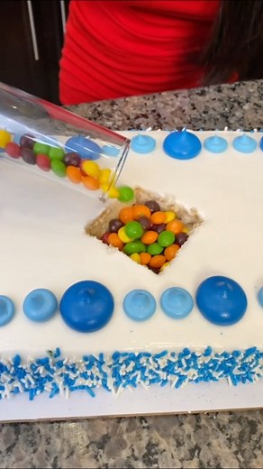 214K views · 1.1K reactions | Genius Cake Hacks!  #cakelover #desserts #chocolate #cake #baking #pumpkinspice #yum | Kyle & Mistie Knight | Facebook