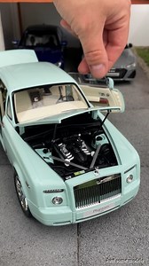 1:18 Rolls-Royce Phantom Coupé, Turquoise - Kyosho Diecast (KS08862TBL) #rolls #rollsroyce #rr #phantom #rollsroycephantom #phantomcoupe #coupe #luxury #luxurycars #luxurylifestyle #britishcars #fblifestyle #118scale #scalemodel #diecast #modelcar #kyosho #miniature #jsm #justsomemodels | Just some models
