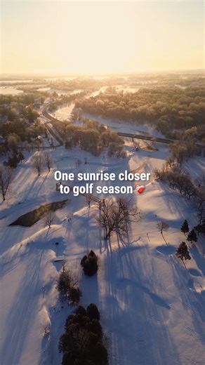 We obviously prefer our courses in-season, but there’s something beautiful about a snow-covered golf course 🤩❄️ 📍 Conestoga Golf & Conference Centre | GolfNorth Properties
