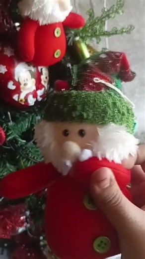 Santa van Robar su play de Tung Tung Sahur