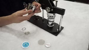 Amazon.com: ChiButtons Pro 32mm (1.25") Metric Button Maker B400 Kit | All-Metal Press w/ 200 Parts, Interchangeable Moulds & Adjustable Circle Cutter | Promo Buttons, Branded Pins, Event Souvenirs (Blue-New)