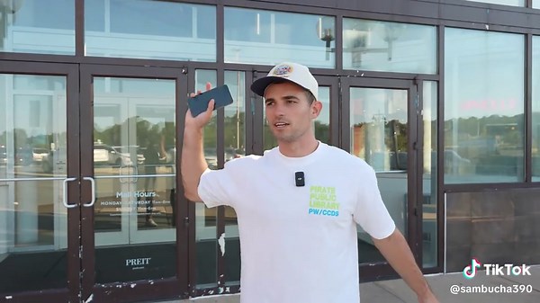 Exploring Abandoned Malls: A Journey Through Ghost Towns