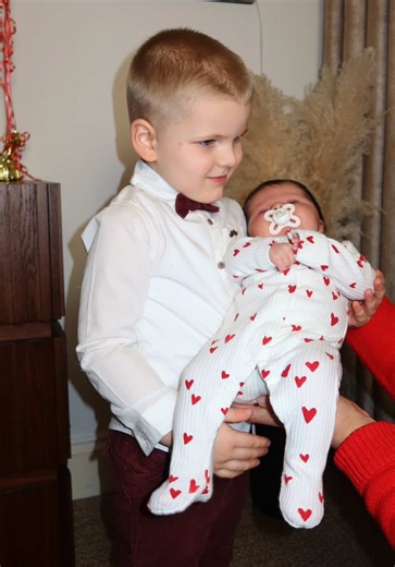 Morning Routine with 2 Kids: Embracing the Chaos