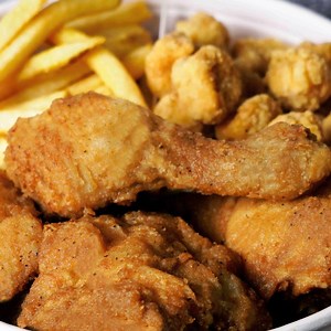 69 reactions · 132 comments | Be the crowd favourite and bring the $20 Favourites Bucket. Better yet, order one now: order.kfcdelivery.ca | KFC | Facebook