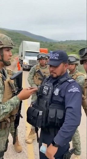 Guardia Nacional enfrenta a policías municipales por intento de extorcion