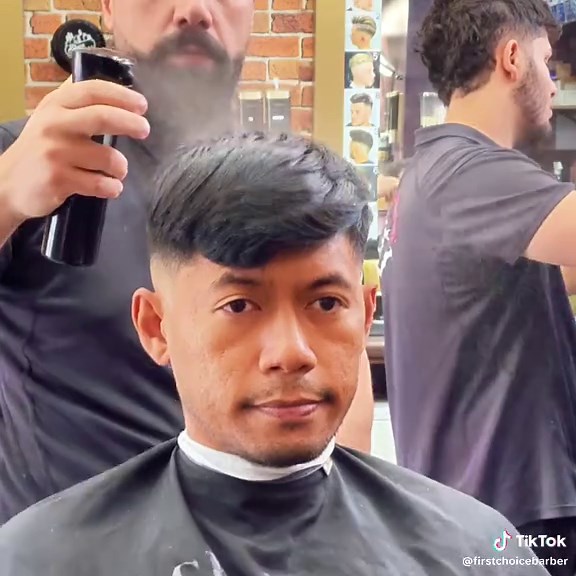 "Mid Fade Tutorial: Perfect Barbering Step-by-Step! 🔥💈" #MidFade #Fa...