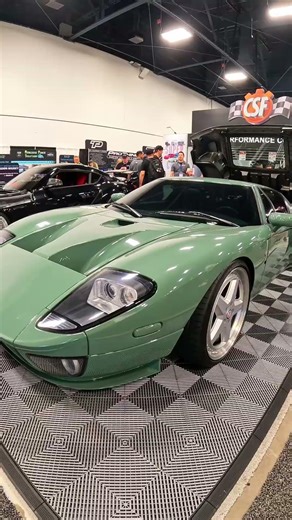 American Supercar Icon — Ford GT at SEMA!